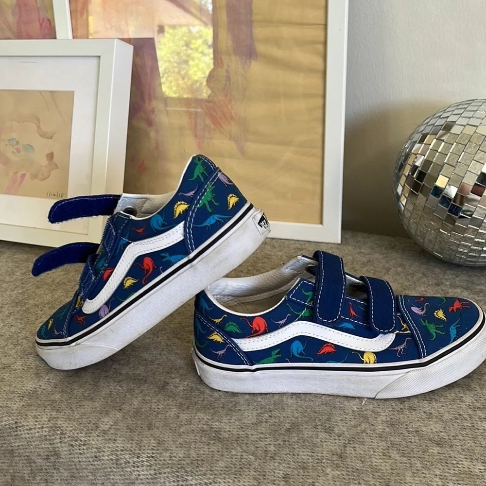 Kids Vans, velcro closure and dinosaurs! Sz 2.5 - Picture 9 of 9